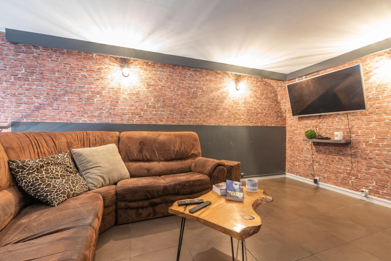 Loft industriel en centre ville Le Puy-en-Velay Buitenkant foto